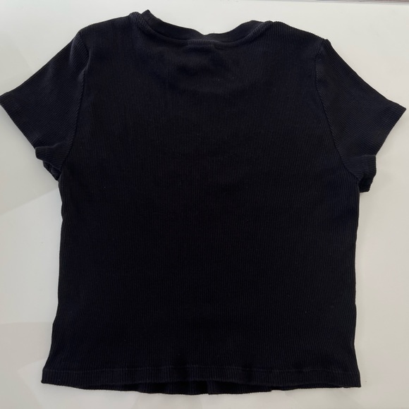 Medium Black TNA cropped t shirt. - Picture 2 of 2